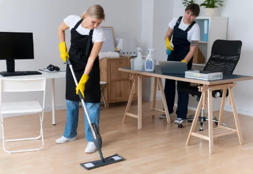 Nettoyage de bureau professionnel à Chadurie
